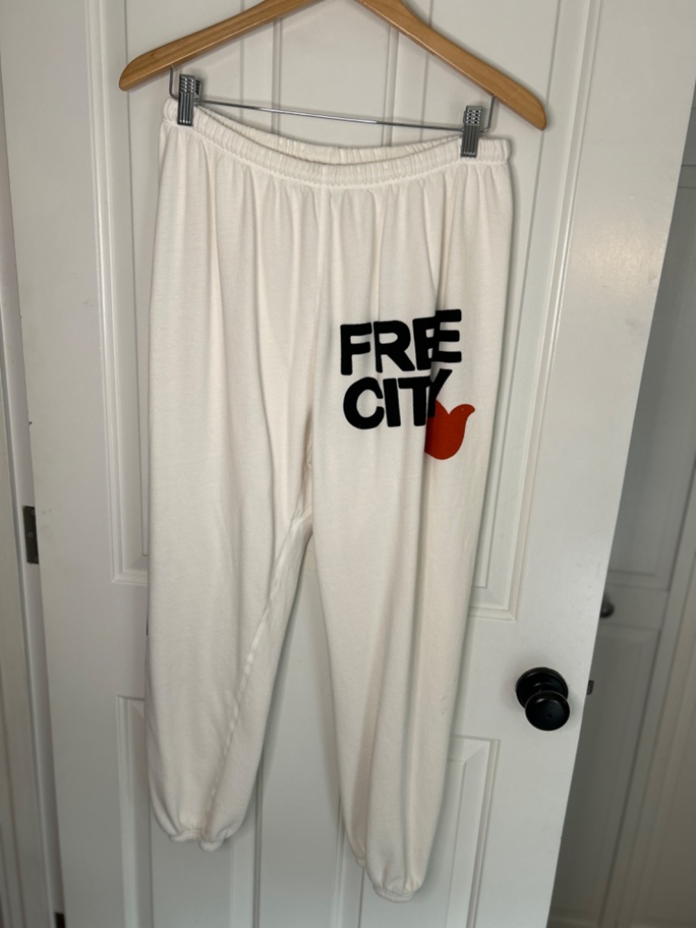 FREECITY sweatpant - chalk orange - XL - Picture 4 of 6